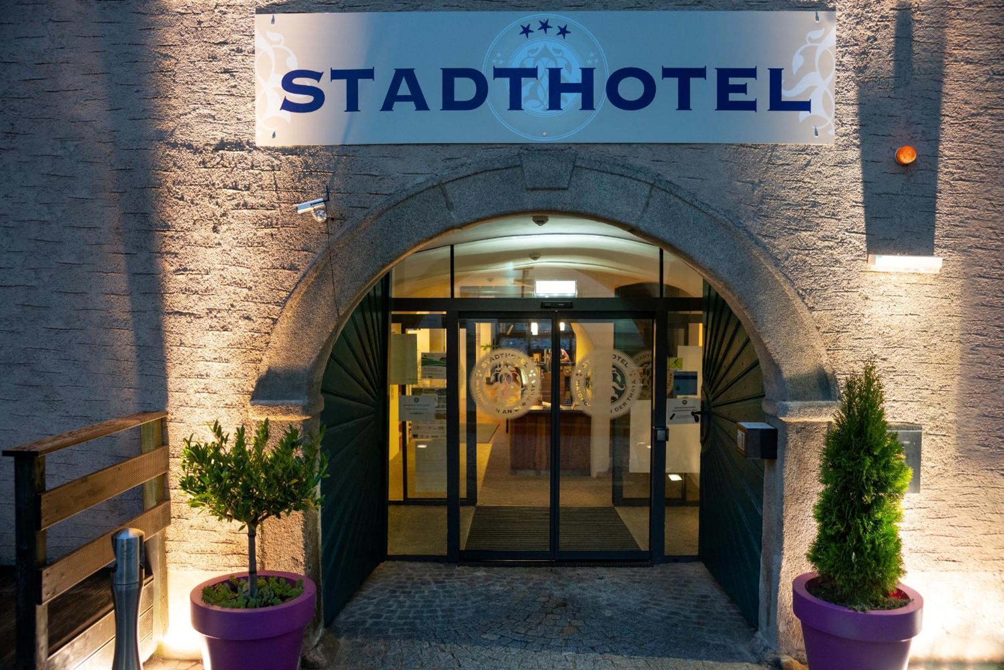 Stadthotel Waidhofen An Der Thaya Buitenkant foto